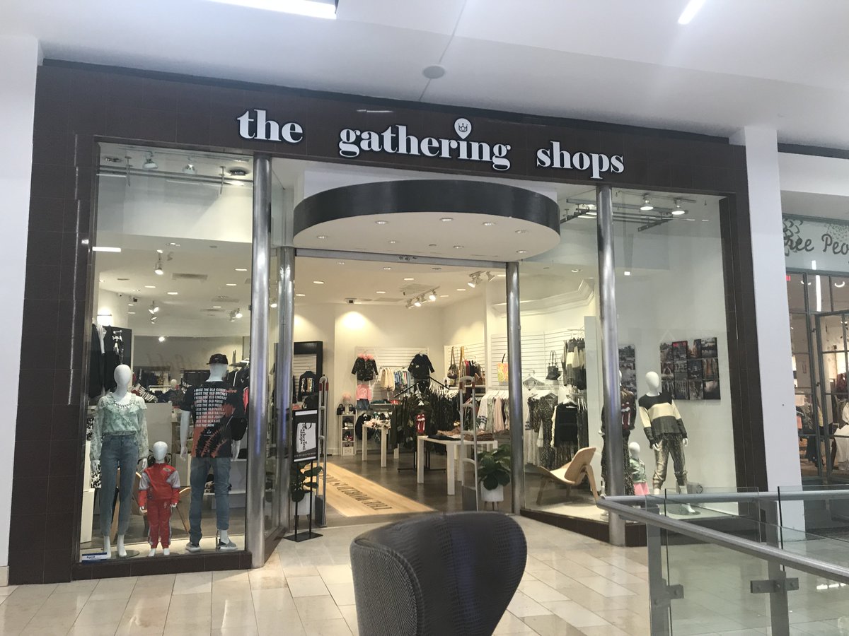 You're Invited to shop In.a.grüv at The Gathering Shops Friends & Family Holiday Event!